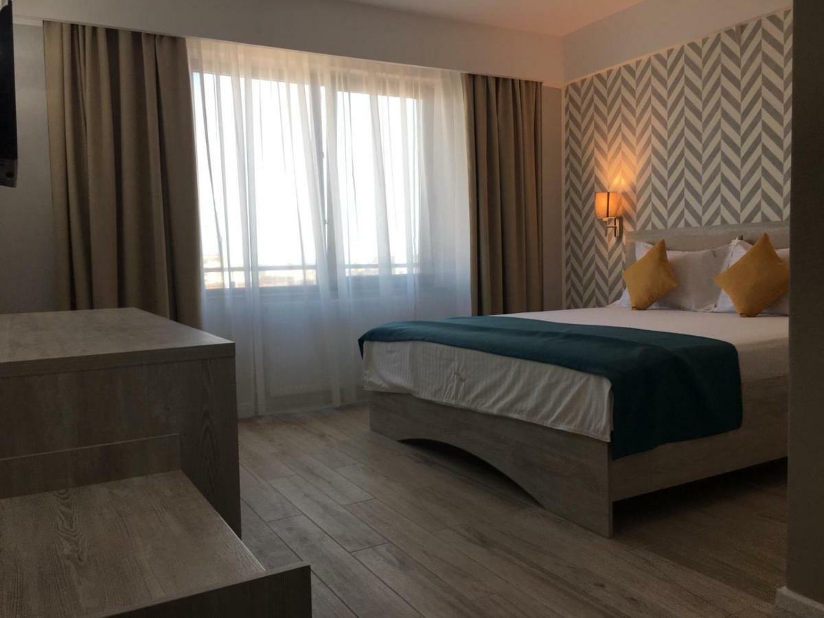 Hotel Dedal Năvodari 외부 사진
