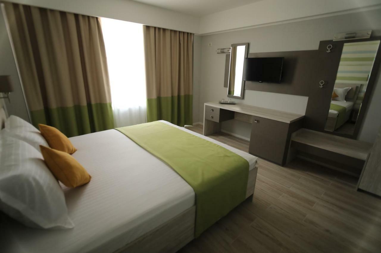Hotel Dedal Năvodari 외부 사진